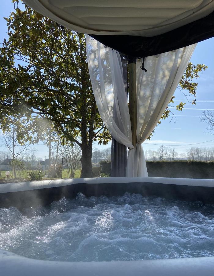 Cottage-Gite & Jacuzzi - Chez Flo & Marc Chouzy-sur-Cisse Eksteriør billede